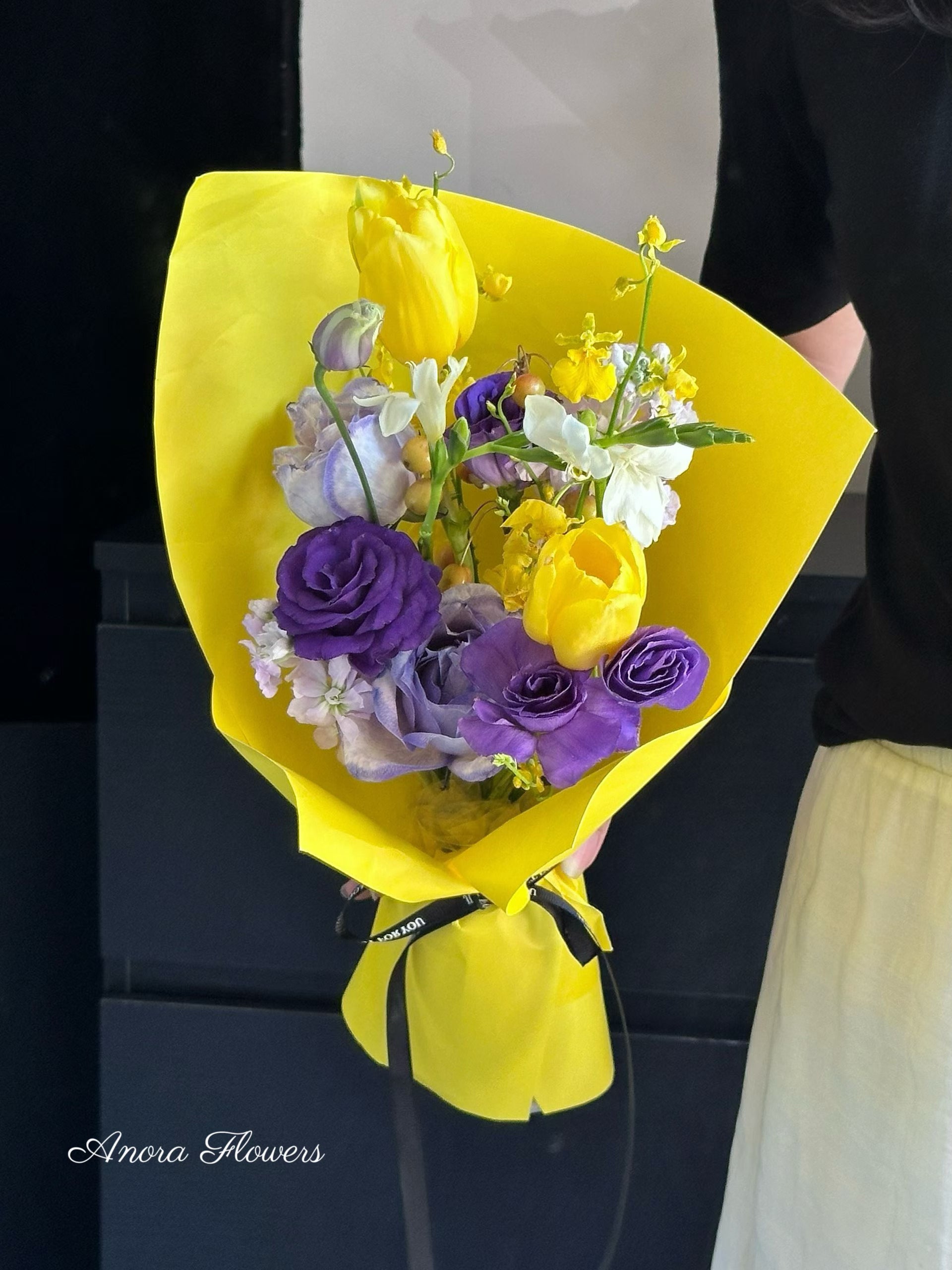 Bright Duo Bouquet